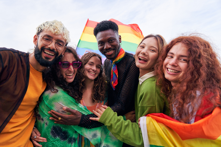 Guia para recrutadores estratégicos: como a inclusão LGBTQIA+ e uma área de DEI impulsionam os negócios